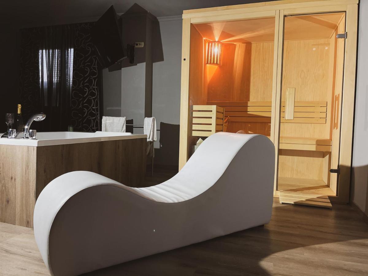 La Siesta Motel Villamarciel Eksteriør bilde