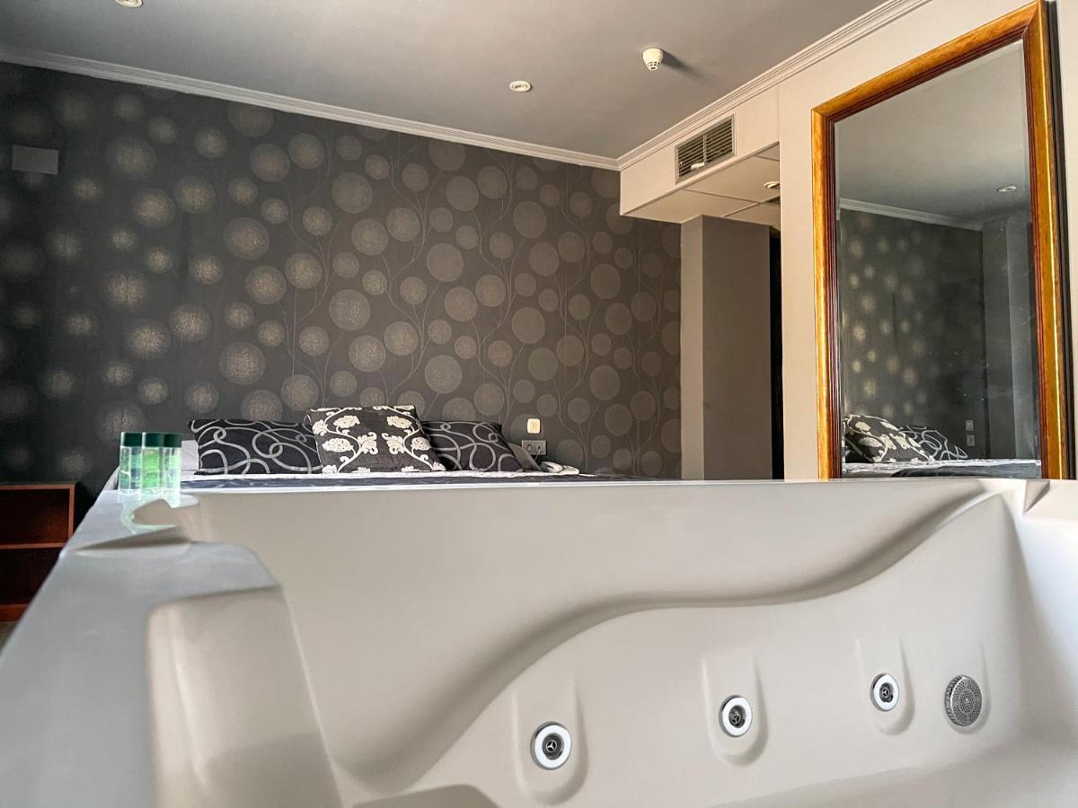 La Siesta Motel Villamarciel Eksteriør bilde