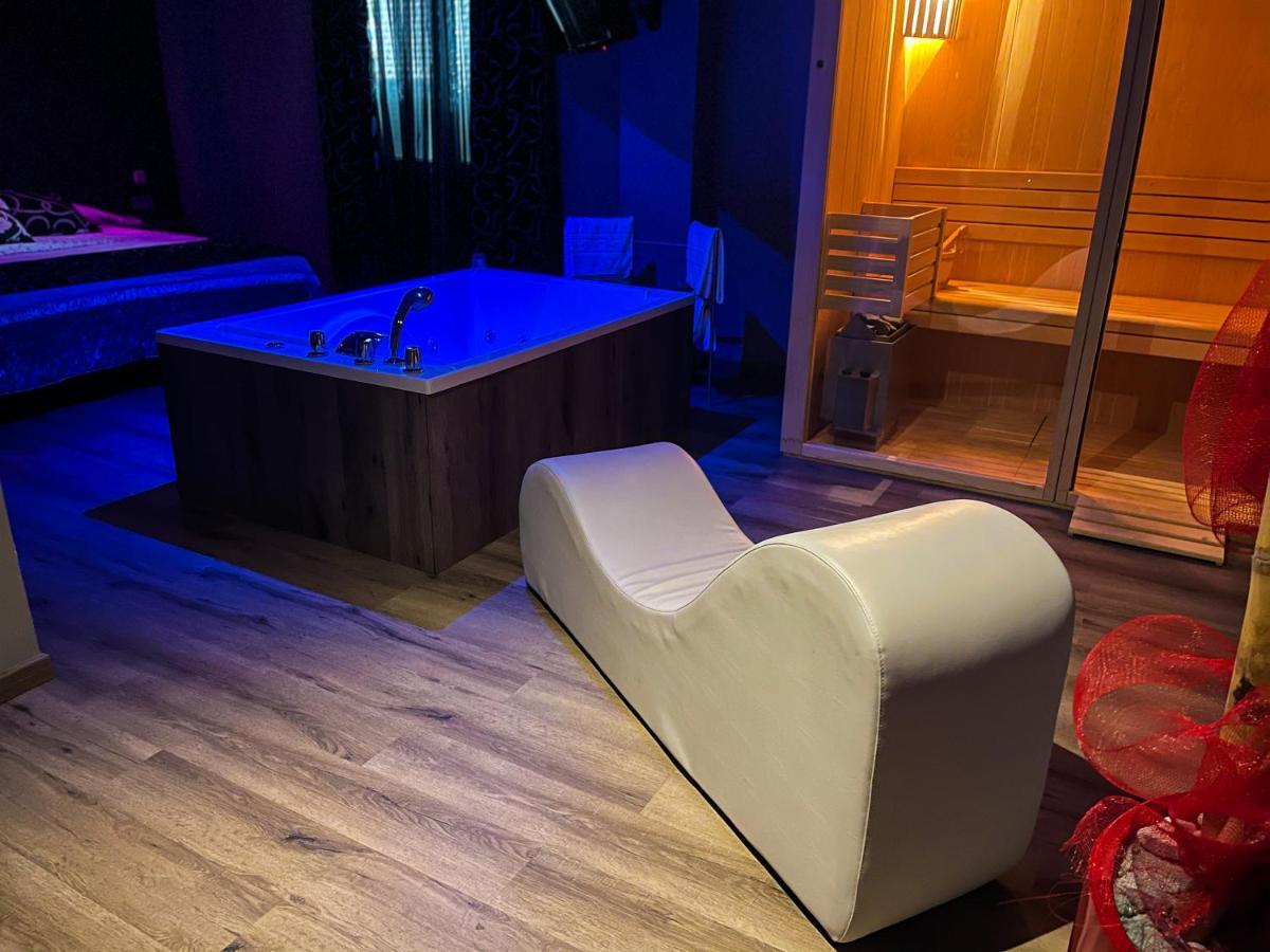 La Siesta Motel Villamarciel Eksteriør bilde
