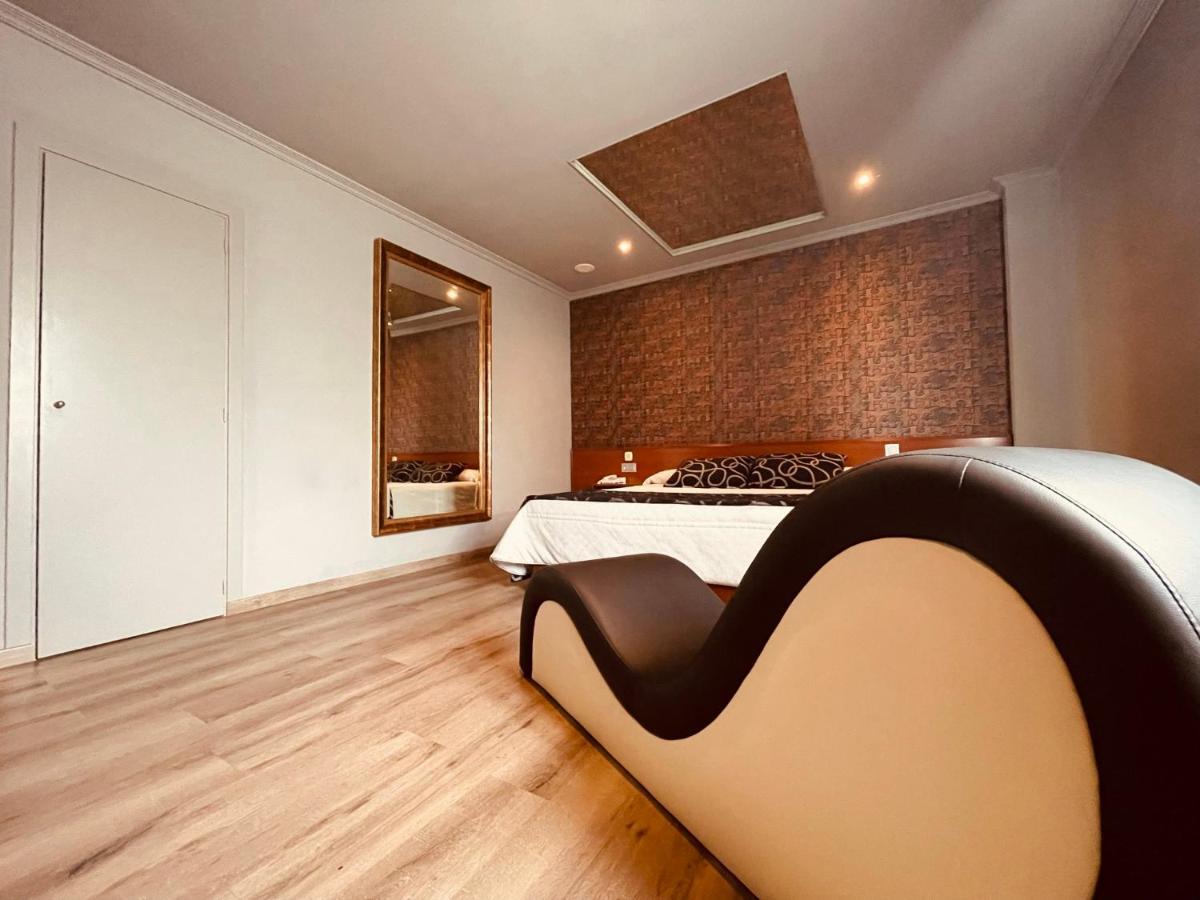 La Siesta Motel Villamarciel Eksteriør bilde