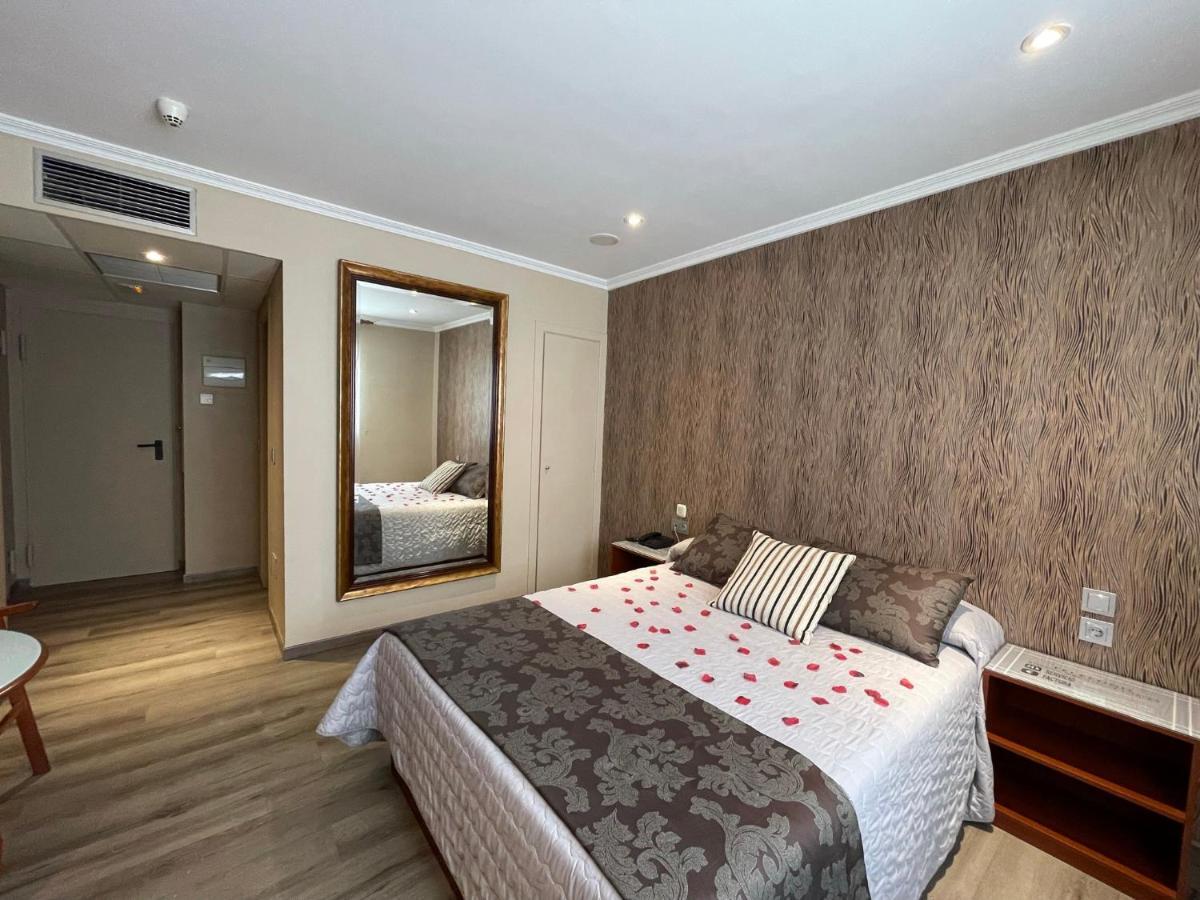 La Siesta Motel Villamarciel Eksteriør bilde